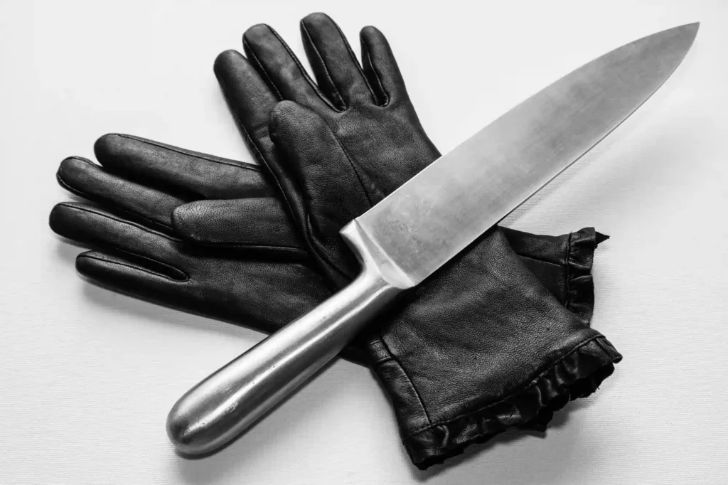 Cut resistant Kevlar gloves for metal handling
