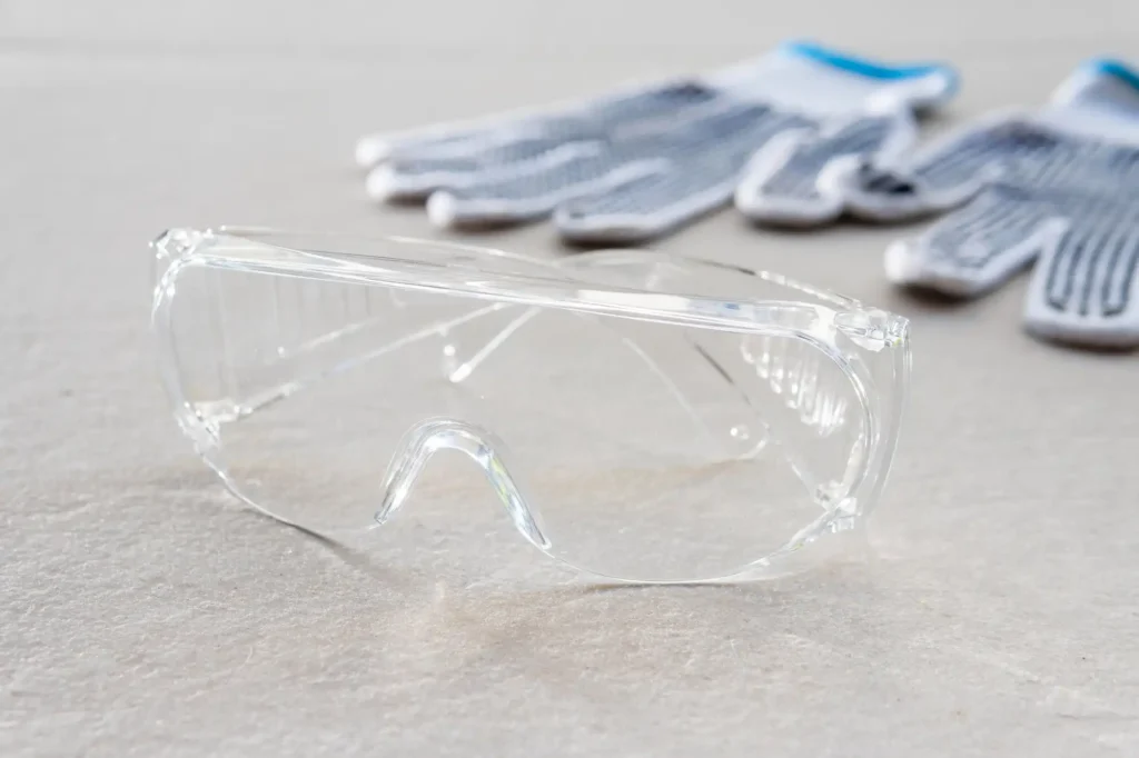 Wraparound safety glasses UV protective lenses