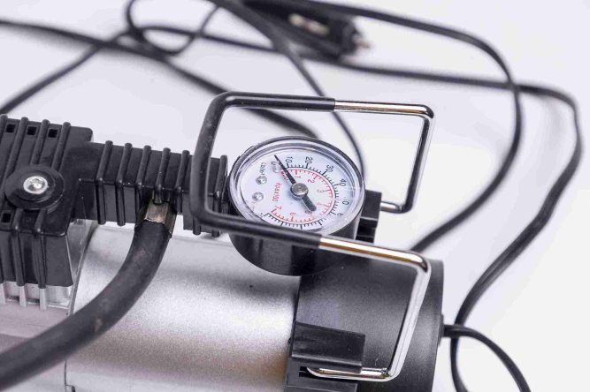 Modular tool storage for industrial workshops