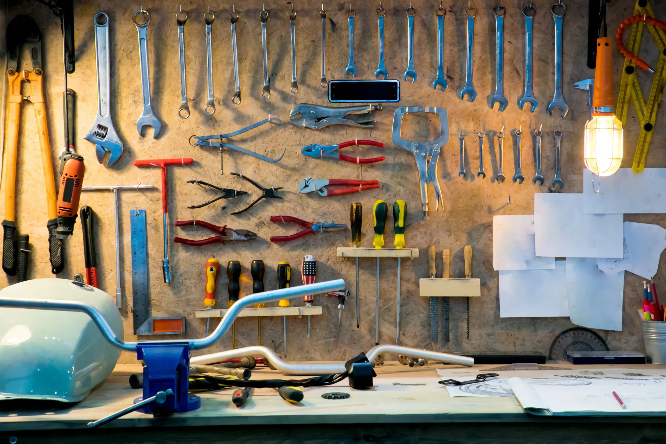 Painting tools for marine hull protection