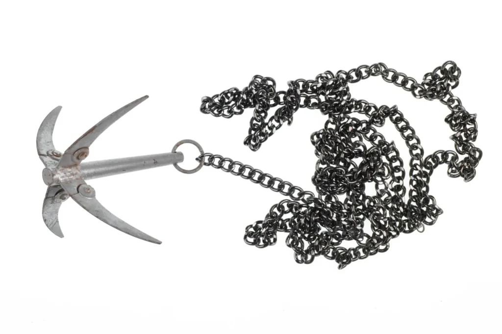 Grappling hook for underwater retrieval